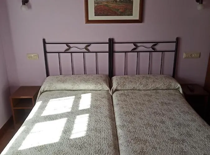 Casa Aldea Castaños *