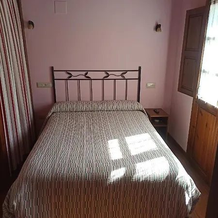 Casa Aldea Castanos Värdshus *