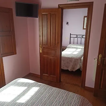 Casa Aldea Castanos Värdshus Triongo