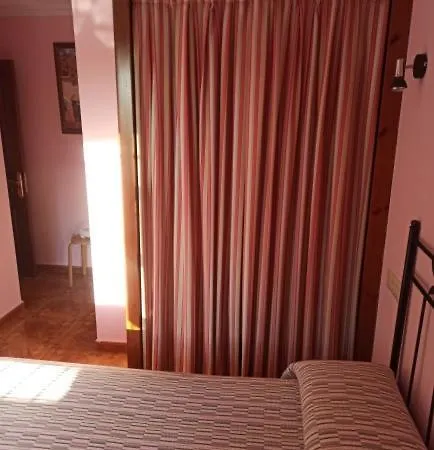 여관 Casa Aldea Castanos