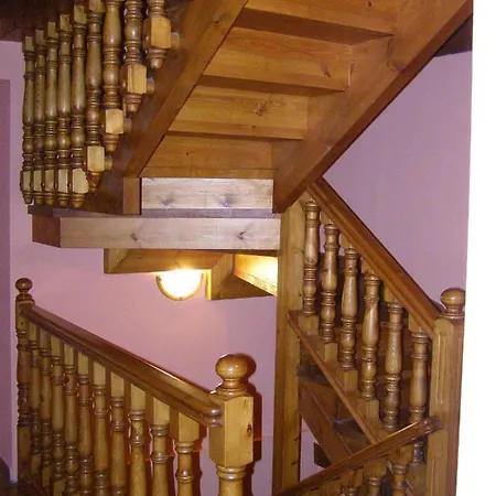 Casa Aldea Castanos 여관