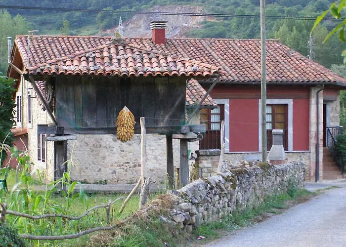 بيت ريفي Casa Aldea Castanos Triongo